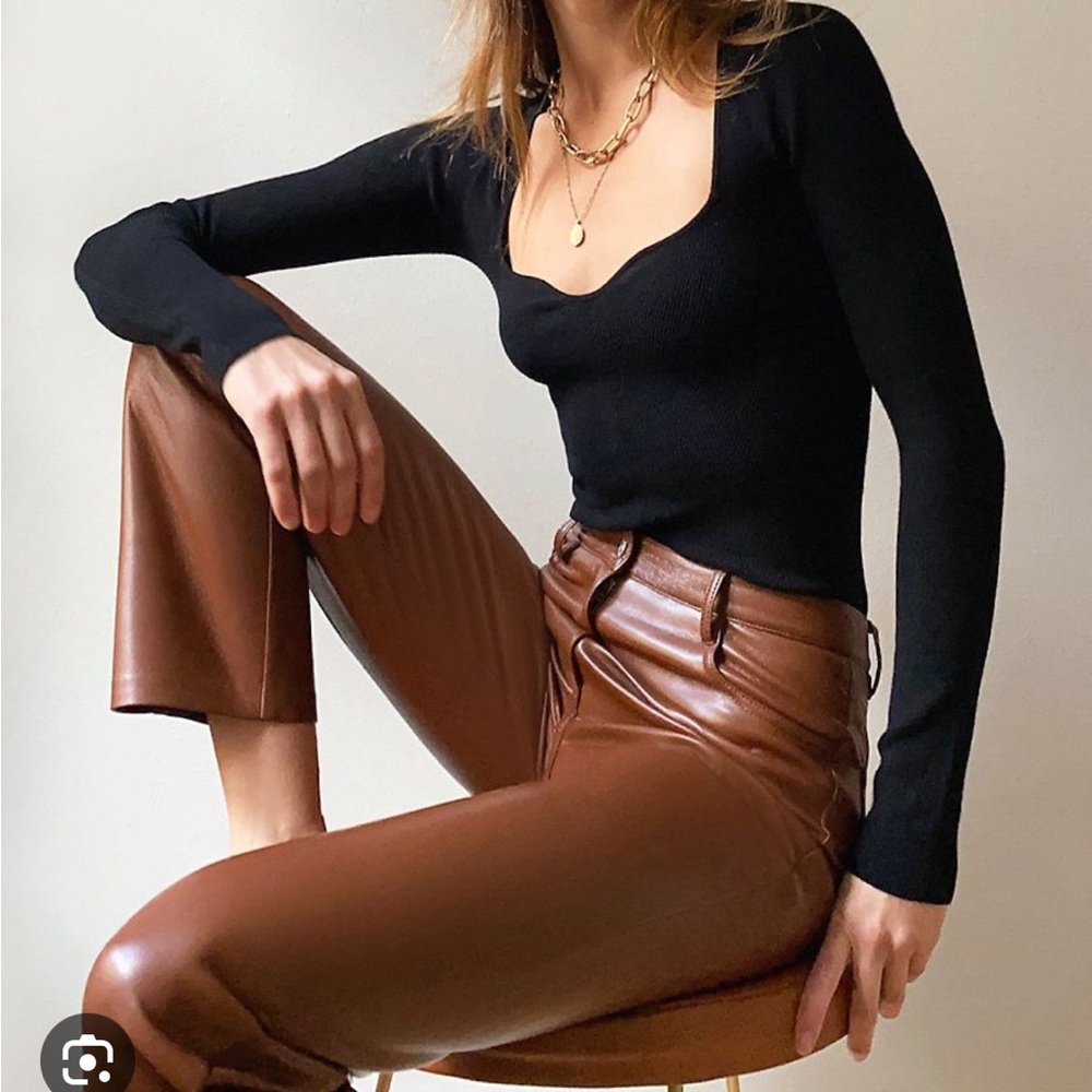 Aritzia Tuscany sweater